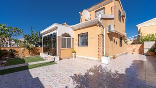  Villa � vendre 4 pi�ces 78 m� Torrevieja