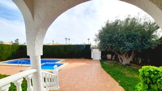  Villa � vendre 5 pi�ces 144 m� Rojales