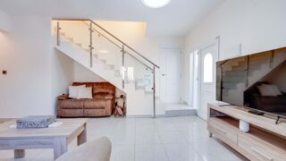  Villa � vendre 4 pi�ces 220 m� Benij�far