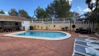  Villa � vendre 7 pi�ces 284 m� San miguel de salinas