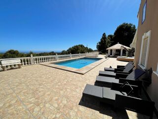  Villa à vendre 8 pièces 960 m² Nucia (la)