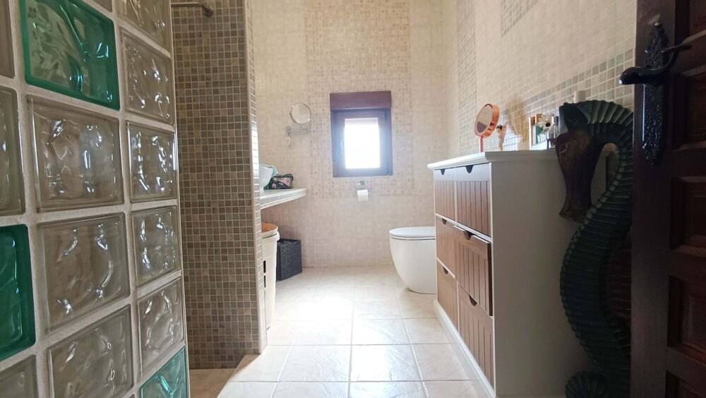 Annonce vente villa 6 pièces de 190m2 à Jacarilla (espagne) - ParuVendu