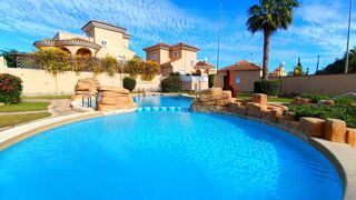  Maison � vendre 5 pi�ces 167 m� Rojales