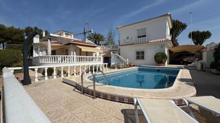  Villa � vendre 4 pi�ces 138 m� Rojales