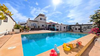 Maison 5 pièces 111 m² · à Robert-Espagne · 111 m² · 399 995 €