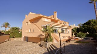  Maison � vendre 11 pi�ces 602 m� La manga del mar menor