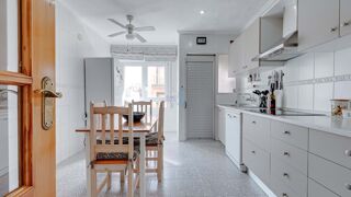  Appartement � vendre 4 pi�ces 72 m� Almorad�