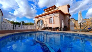  Villa � vendre 5 pi�ces 120 m� Benij�far