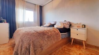  Appartement � vendre 4 pi�ces 143 m� Almorad�