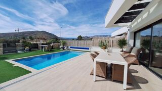  Villa � vendre 4 pi�ces 144 m� Finestrat