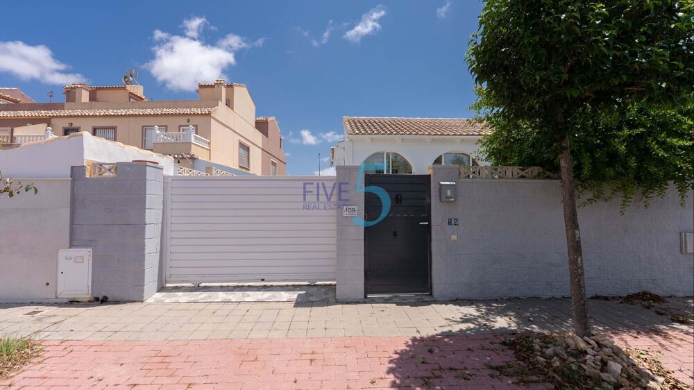 Maison 3 pièces 82 m² · à Espagne · 82 m² · 175 000 €