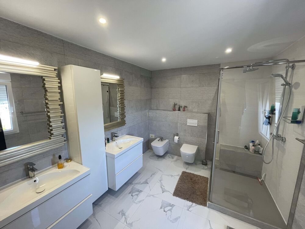 � vendre  Villa Nucia (la)