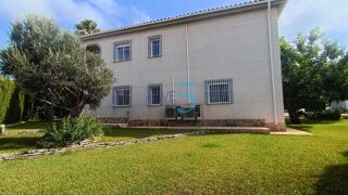  Villa à vendre 5 pièces 220 m² Torrevieja