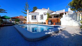  Villa � vendre 4 pi�ces 118 m� Rojales