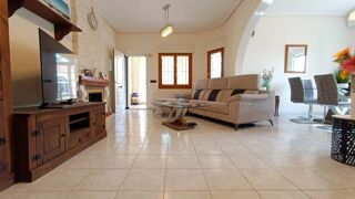  Villa � vendre 4 pi�ces 179 m� Rojales