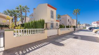  Villa � vendre 4 pi�ces 120 m� Orihuela