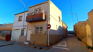  Maison � vendre 3 pi�ces 65 m� Benij�far