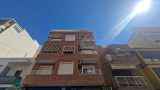  Appartement � vendre 4 pi�ces 125 m� Torrevieja