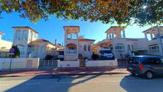  Villa � vendre 4 pi�ces 84 m� Rojales