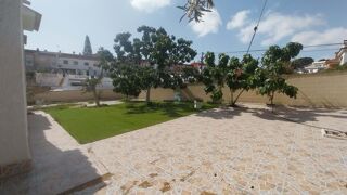  Maison � vendre 4 pi�ces 176 m� Torrevieja