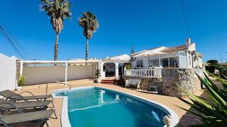  Villa à vendre 4 pièces 145 m² Torrevieja