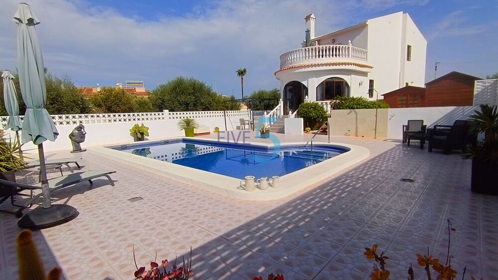 Maison 4 pièces 113 m² · à Espagne · 113 m² · 395 000 €