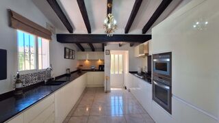  Villa à vendre 7 pièces 179 m² Orba