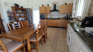  Villa � vendre 4 pi�ces 302 m� Bufali