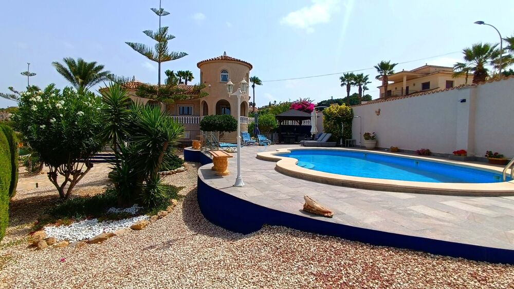 � vendre  Villa Almorad�