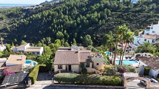  Villa � vendre 7 pi�ces 220 m� Pego