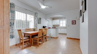  Villa � vendre 4 pi�ces 104 m� Algorfa