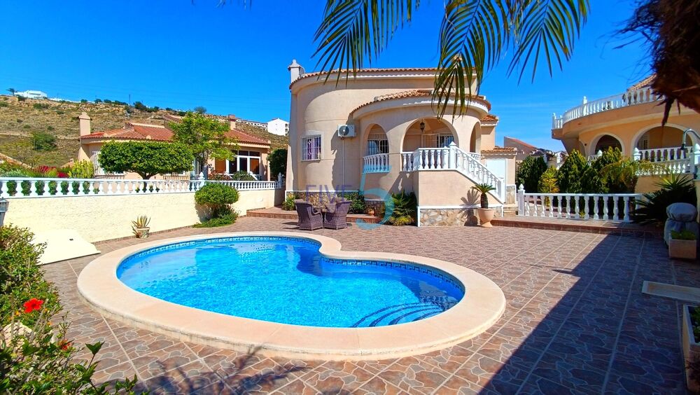 Maison 3 pièces 89 m² · à Espagne · 89 m² · 280 000 €