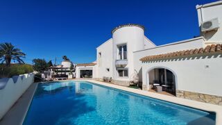  Villa à vendre 9 pièces 396 m² Denia