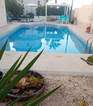  Villa � vendre 4 pi�ces 142 m� Orihuela