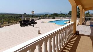  Villa � vendre 4 pi�ces 302 m� Bufali