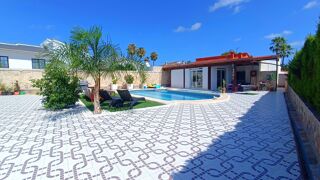  Villa � vendre 5 pi�ces 192 m� Rojales