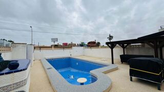  Villa � vendre 3 pi�ces 105 m� Torrevieja