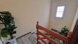  Maison � vendre 6 pi�ces 230 m� Rojales