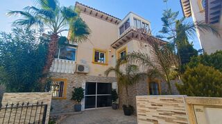  Villa � vendre 5 pi�ces 165 m� Orihuela
