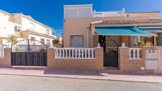  Villa � vendre 3 pi�ces 72 m� Orihuela