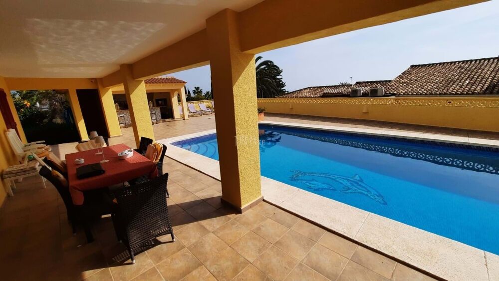 � vendre  Villa Alf�s del Pi (l')