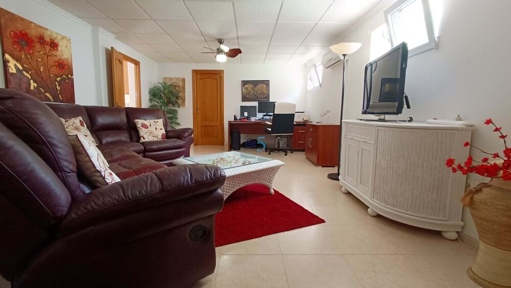 � vendre  Villa Almorad�