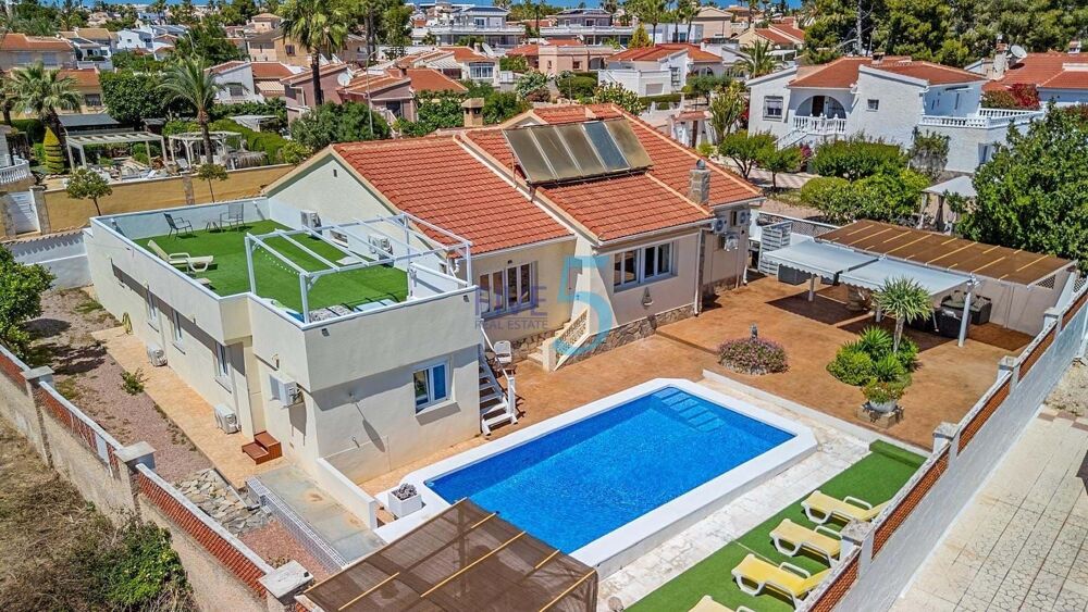 Maison 7 pièces 232 m² · à Espagne · 232 m² · 598 000 €