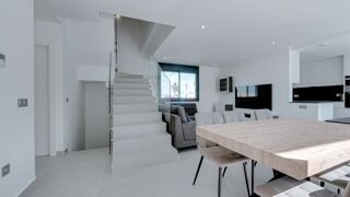  Villa � vendre 6 pi�ces 198 m� Algorfa