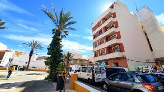  Appartement � vendre 4 pi�ces 98 m� Torrevieja