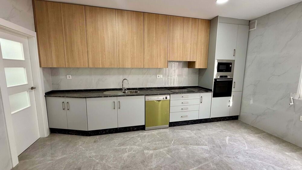 vente Maison - 4 pièce(s) - 191 m² Espagne