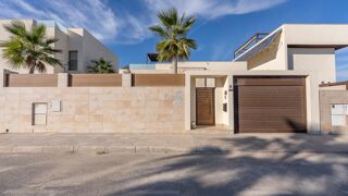  Villa � vendre 6 pi�ces 224 m� Benij�far