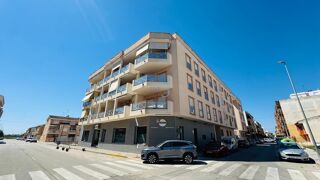  Appartement � vendre 4 pi�ces 82 m� Almorad�