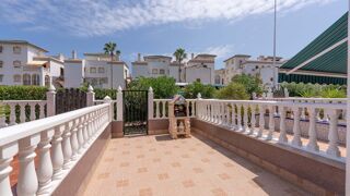  Maison � vendre 4 pi�ces 107 m� Torrevieja