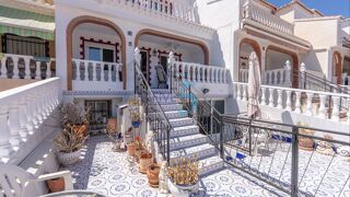  Maison à vendre 4 pièces 150 m² Torrevieja